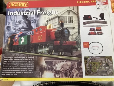 Xmas is coming !! OO Gauge Hornby Industrial Freight - Brand new starter set - Image 1 of 3