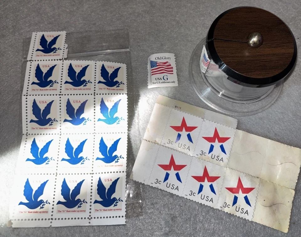 22 патриотические марки коллекция и диспенсер марок с ошибкой Scott's 3615A - Изображение 1 из 4