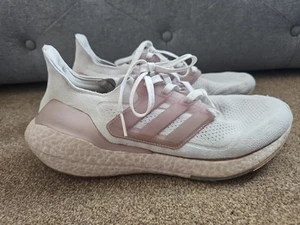 adidas ultra boost Size 11.5 - Picture 1 of 14