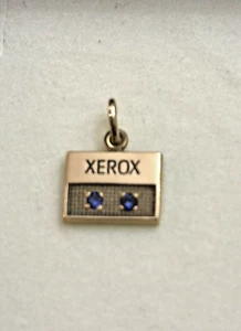 Colgante de empleado Xerox vintage con zafiros - Imagen 1 de 3
