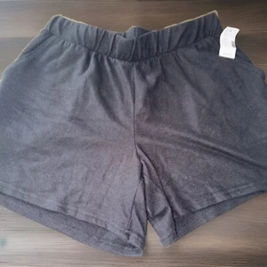 NWT Women’s Shorts Size S Black Elastic Waist Pockets Very Soft By Maurice’s - Picture 1 of 8