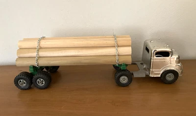 Vintage Structo Chrome Semi Logging Truck C-3044 With Logs VG - Image 1 of 4