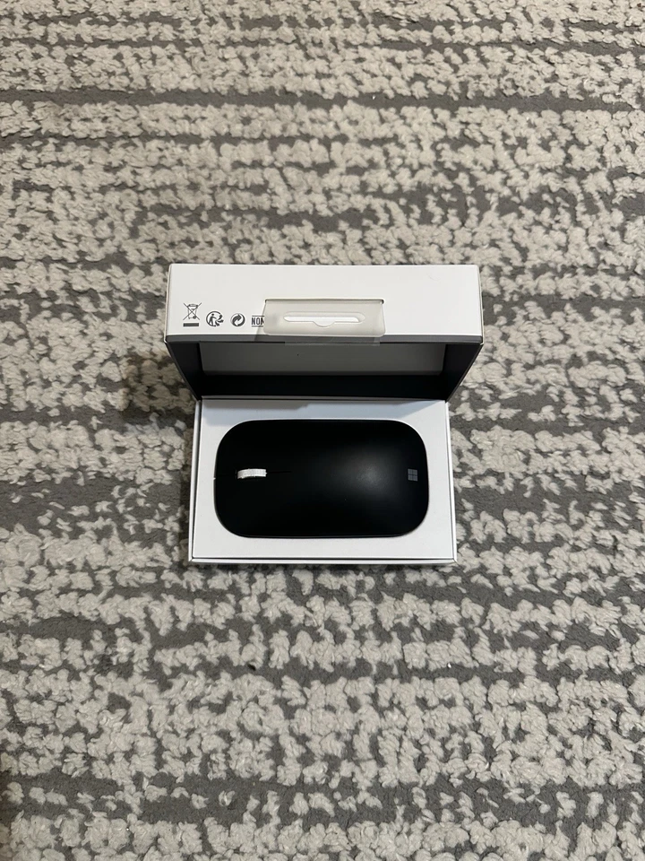 Microsoft Modern Mobile BT Mouse - Black (KTF-00013) - Image 1 of 3