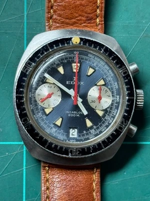 Reloj Edox Cronógrafo - Movimiento Valjoux 7734 Foto 1 de 4