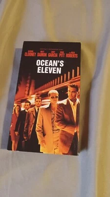 Oceans Eleven (VHS, 2002) George Clooney Brad Pitt Very Good D 71 Foto 1 de 2