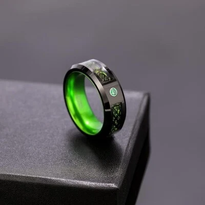 Anéis masculinos de carboneto de tungstênio dragão celta 8 mm fibra de carbono aliança de casamento conforto - Imagem 1 de 4