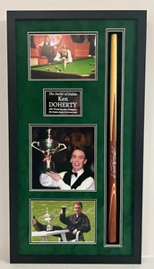 Ken Doherty Campeón Mundial de Billar Enmarcado Firmado Taco de Billar Exhibición + Certificado - Imagen 1 de 3