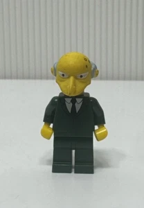 • Lego Minifigure Simpsons Series -  Mr. Burns • - Picture 1 of 5
