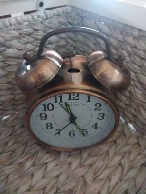 Peakeep Copper Red Metal Twin Bell Loud Alarm Clock 4", For Heavy Sleepers - Image 1 of 4
