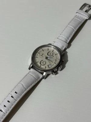 Fossil Womens Watch Boyfriend Silver Chronograph Leather Strap & New Battery F&F - image 1 of 4