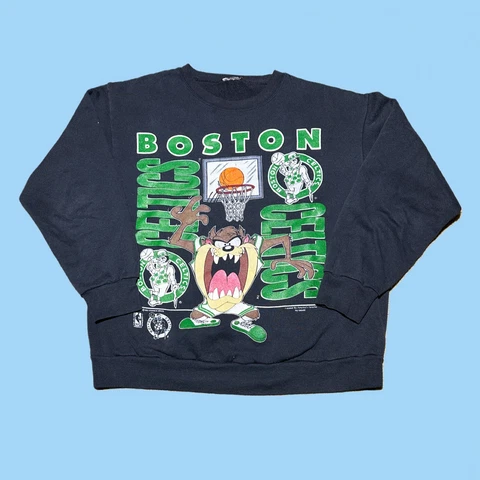 VTG 1993 Unbranded NBA Boston Celtics Looney Tunes Taz Graphic Sweatshirt Size L Cover