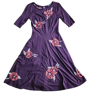 ESHAKTI Purple Orange Floral Embroidered Short Sleeve Zip Back Dress Womens Sz 0 - Picture 1 of 7
