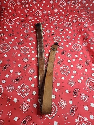 VINTAGE SAFARILAND WHITE STITCHED LEATHER RIFLE SLING WITH SWIVELS  - Image 1 of 4