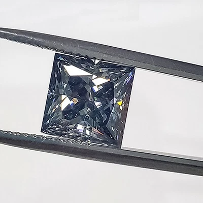 Dark Gray Loose Diamond Princess Cut VVS1 D Grade 6 mm Gemstone A678 - Image 1 of 4