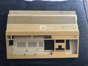 Etui Commodore Amiga 500 ma żółknięcie bez pokrowców portowych sprzedawane jak widać 848 - Zdjęcie 1 z 6