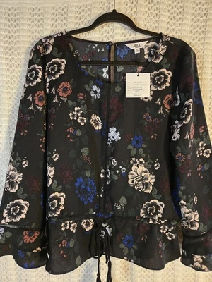 Blusa Jack BB Dakota Negra Floral Mangas Largas Volantes Pullover Talla Grande NUEVA Foto 1 de 4