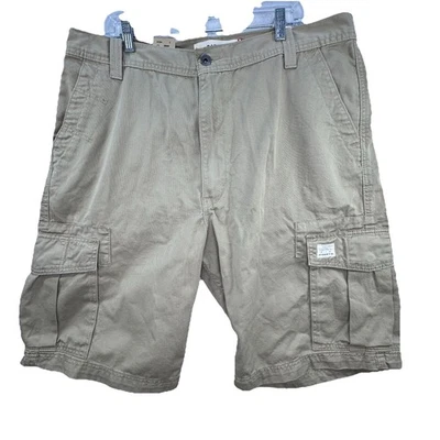 NEW - Levis Khaki Cargo Pocket Shorts Mens Size 38 Classic Baggy 100% Cotton - Image 1 of 4