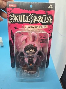 Skullpanda Hund oder Hase Figur - Bild 1 von 6