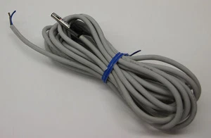 SMC D-93AL Auto Switch (Reed Switch Type) Direct Mount w/ Indicator Light - Picture 1 of 3