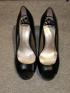 Womens Fergalicious Black Peep Toe 3" Heels 8.5M Evening Dressy 80s - Picture 1 of 13