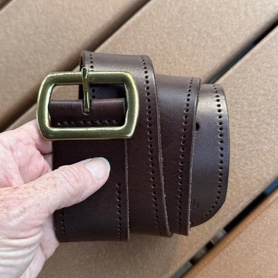 Cinturón Lauren Ralph Lauren Cuero Marrón Perforado Hebilla Dorada Grande Foto 1 de 4