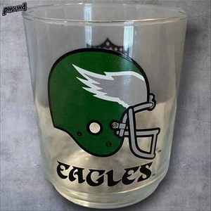 Vintage Philadelphia Eagles 10-ounce NFL Glass Mobil Gas Advertising - Picture 1 of 5