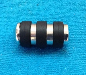 Harley Davidson ISO Anti-Vibe Chrome w/ BLK. Rubber Band Shifter Peg, Multi-Fit - Bild 1 von 4