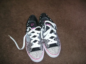 womens skechers sneakers size 8 - Picture 1 of 3