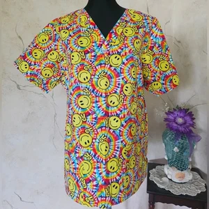 Tafford Happy Face Peace Short Sleeve VNeck Medical Scrubs Top Womens Size Med - Picture 1 of 12