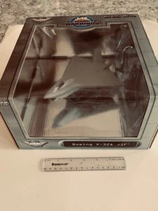 Yat Ming 99138 diecast 1/72 Boeing X-32A JSF prototype, rival to F-35 - Picture 1 of 8