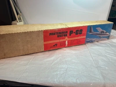 Nuevo en caja Astro Flight Partenavia Victor P-68 Mini 05 1990 doble elec 48" WS sin arrancar Foto 1 de 4