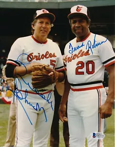 Brooks & Frank Robinson RARA Orioles HOF foto 8x10 autografata ~ BAS Beckett - Foto 1 di 5