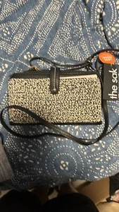 The Sak Crossbody Wristlet With carry strap. Lots of pockets . - Picture 1 of 6
