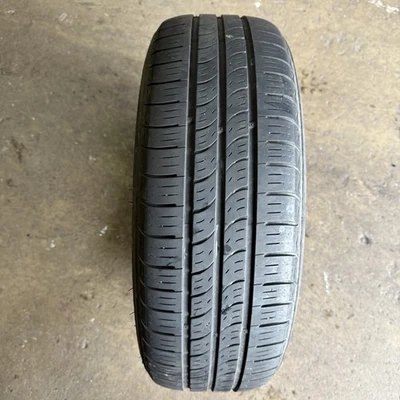 195/65R15 - 1 used tyre KUMHO SENSE - image 1 of 4