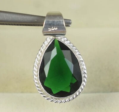 Colgante certificado gemas pera granate tsavorita verde natural de 8,60 quilates 14 x 10 mm Foto 1 de 4