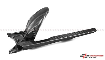 Abrazador trasero de fibra de carbono para KTM 1290 Super Duke R negro 2022-2023 Foto 1 de 3