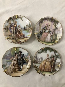 LIMOGES FRANCE LOTTO 4 PIATTINI IN PORCELLANA DECORATI CON BORDI IN ORO - DAME - Foto 1 di 10