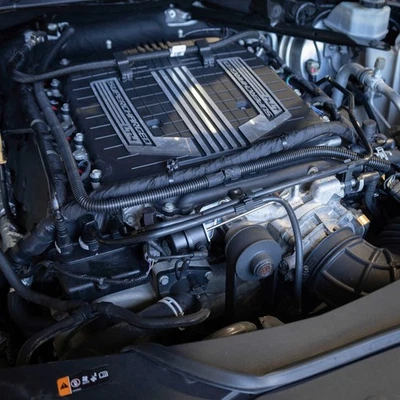 Cadillac CTS-V 2019 motor LT4 supercargador con 8L90 8 velocidades transmisión automática 66 k millas Foto 1 de 3