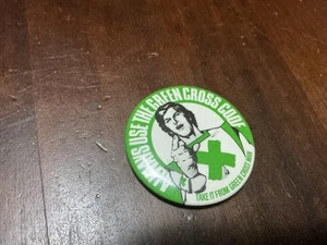 CÓDIGO CRUZ VERDE AÑOS 80 PIN INSIGNIA COLECCIONABLE SIEMPRE USA EL CÓDIGO CRUZ VERDE - Imagen 1 de 1