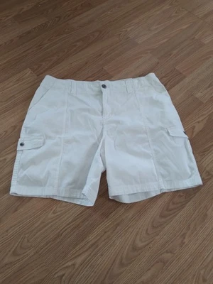 Shorts Style & Co Feminino Cintura Média Zig Zag Branco Tamanho 18 Conforto Cintura Elástica  - Imagem 1 de 4