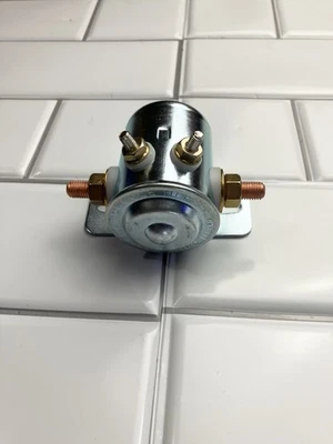 Solenoide SPST de servicio continuo aislado Cole Hersee 24059 12V 135M Foto 1 de 4