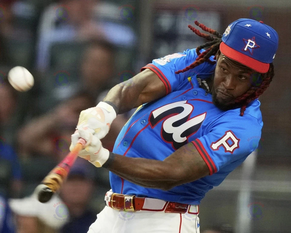 8x10 Photo ONEIL CRUZ Pittsburgh Pirates All Star Home Run - Image 1 of 1