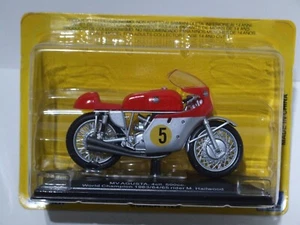 1:22 Scale 1963-65 MV Agusta 500cc Mike Hailwood by Protar - Picture 1 of 2