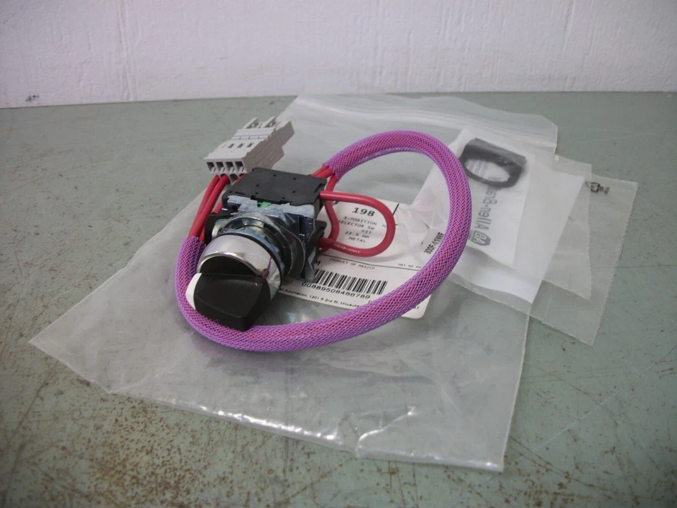 ALLEN-BRADLEY 22.5mm 3-POSITION SELECTOR SWITCH KIT 198-3SSM NEW Foto 1 de 1