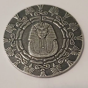 1/4 Oz. Antiqued .999 Fine Silver Round Ancient Egypt King Tut Pyramid - Picture 1 of 4