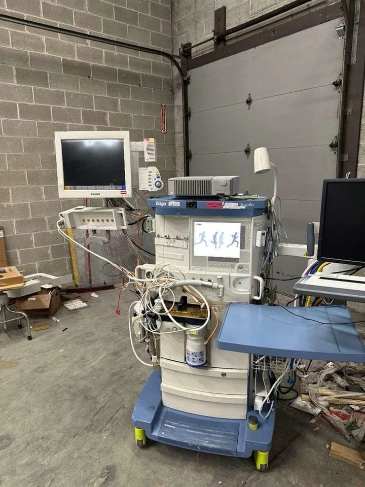 Máquina de anestesia Drager Apollo Foto 1 de 4