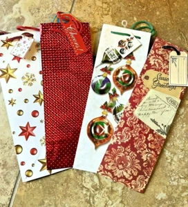 Christmas Holiday Gift Bags Gift Wrapping Supplies Party Supplies Red Set of 4 - Picture 1 of 3