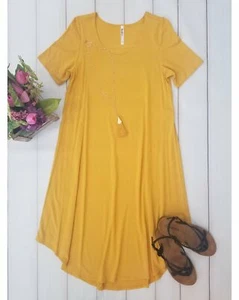 Vestido midi manga corta Keeping It Simple en mostaza - Imagen 1 de 2
