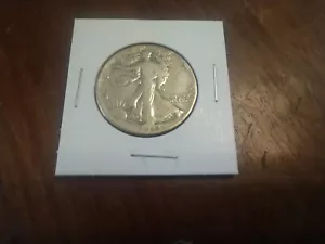 1943 P LIBERTY Half Dollar. GET THE ONE IN THE PICTURE, Free Shipping(DW-7-172) - Imagen 1 de 2