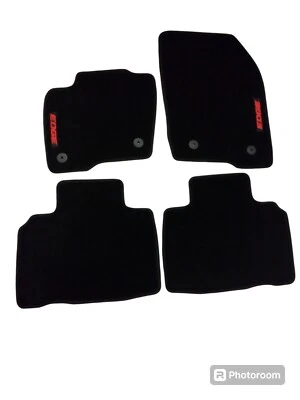 Alfombrillas coche Ford Edge 2016-2024 alta calidad y a medida Foto 1 de 3